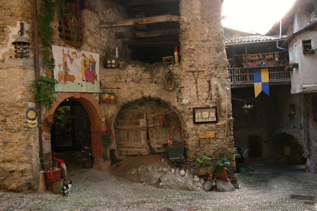 Apartamento Casa del Vasaio Tenno Habitación foto